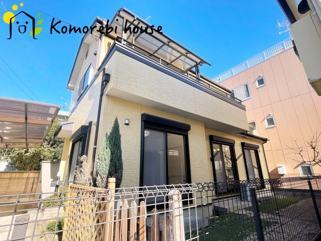 北足立郡伊奈町栄3丁目　中古一戸建ての外観|外観もきれいです