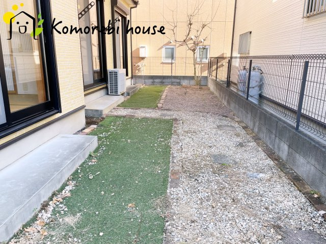 北足立郡伊奈町栄3丁目　中古一戸建ての庭|お庭で自由な時間を過ごせます