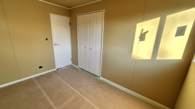 【外観】 | ■専任■高槻市東五百住町三丁目新築2026年2月下旬完成予定 | ■新築戸建（建築中・2026年2月下旬完成予定）※写真は2025年11月22日現在