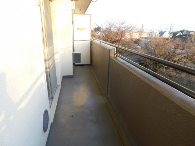 鴨下コーポラスのバルコニー