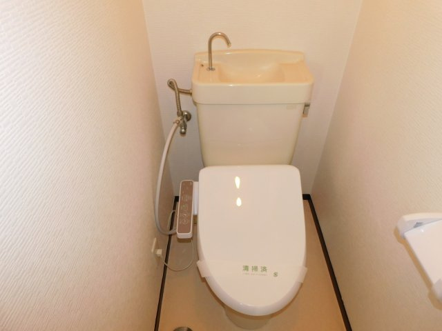 鴨下コーポラスのトイレ