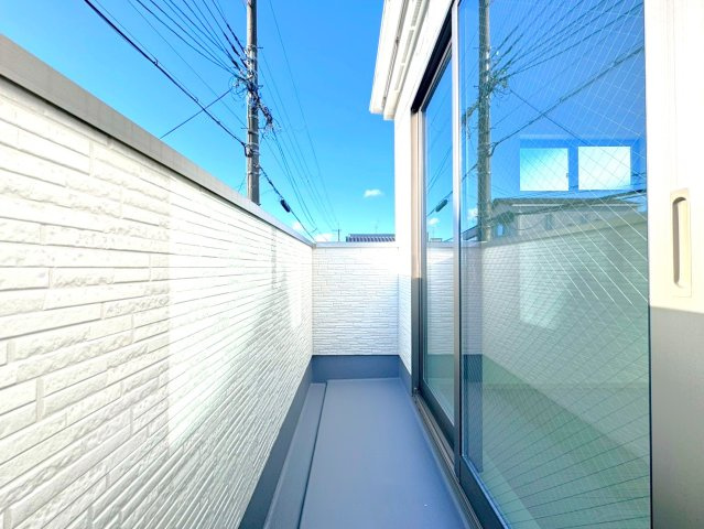 近鉄京都線「小倉」駅徒歩７分の立地に限定１区画◆即入居可能な4ＬＤＫ◆宇治市小倉町南浦1期のバルコニー|バルコニー