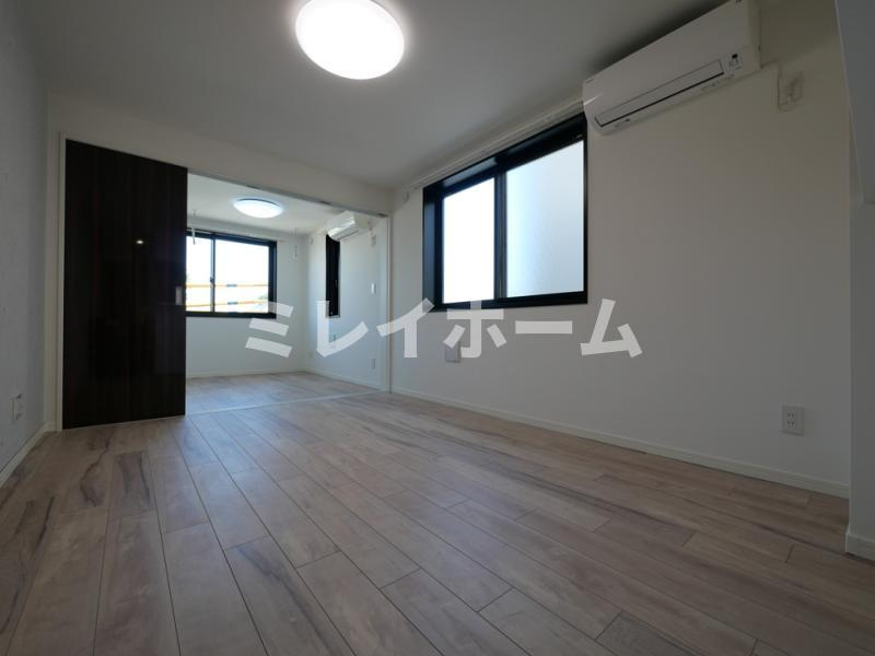 ラフィスタ鵜の木の居間・リビング