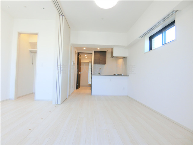 クレストコート池上の居間・リビング|LDK10帖