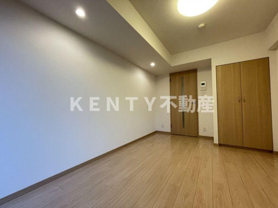 【居間・リビング】 | ルーブル多摩川七番館 | ゆったりとした居間です