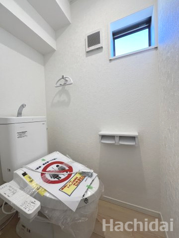 碧南市湖西町第2　新築一戸建のトイレ