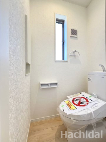 碧南市湖西町第2　新築一戸建のトイレ