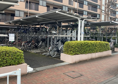 【駐輪場】 | クリオ相模原伍番館 | マンションの駐輪場は、事前に空きがあるか確認を取ると安心です。せっかく入居したのに駐輪スペースがない！なんてことになったら大変ですよね。そこで、内見時や購入前にはまず事前に確認しておくと良いでしょう。