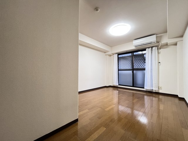 ファミールグランデサウス館の洋室