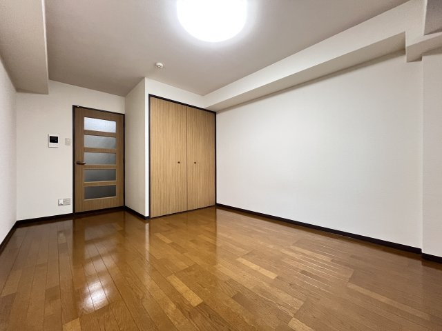 ファミールグランデサウス館の居間・リビング