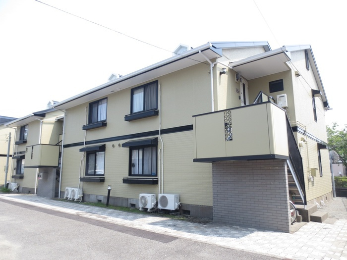 ファミール本郷 B棟