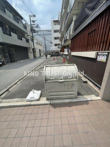 マルビシマンション天満の駐車場|駐車場に車を止められます