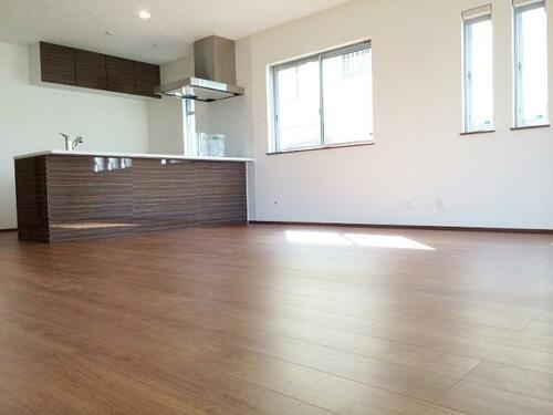 泉区和泉中央南３丁目　新築戸建　5080万円の居間・リビング