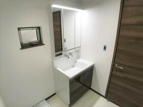 泉区和泉中央南３丁目　新築戸建　5080万円の独立洗面台