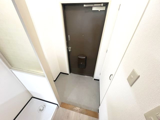 【玄関】 | シャンブル岡本