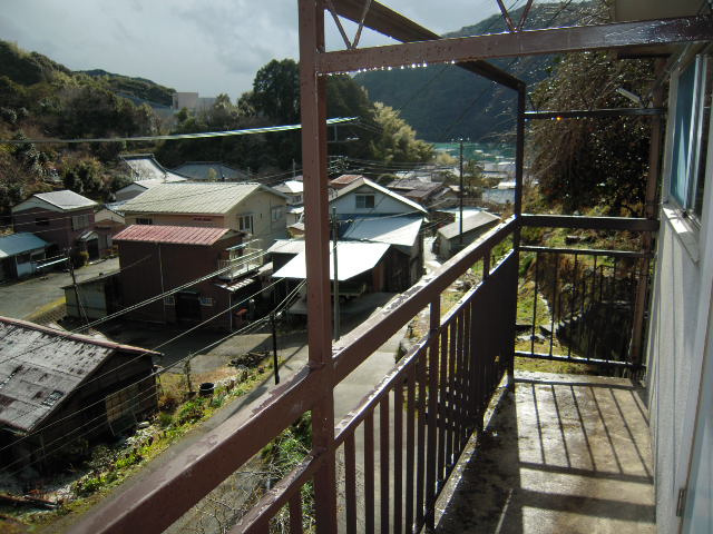 S0594R　蓮台寺貸家の展望