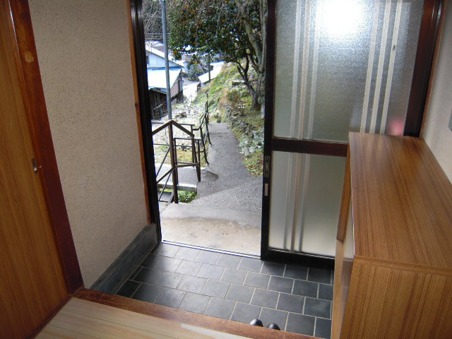 S0594R　蓮台寺貸家の玄関