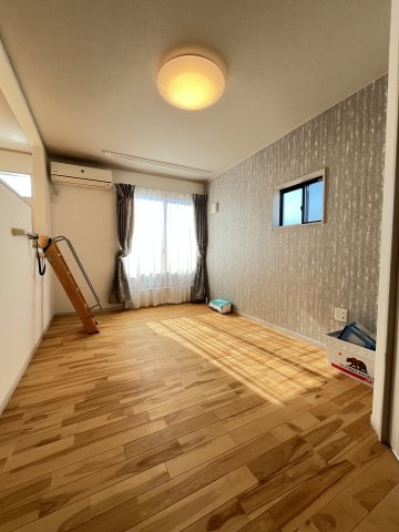 中古住宅　那加不動丘2丁目の洋室