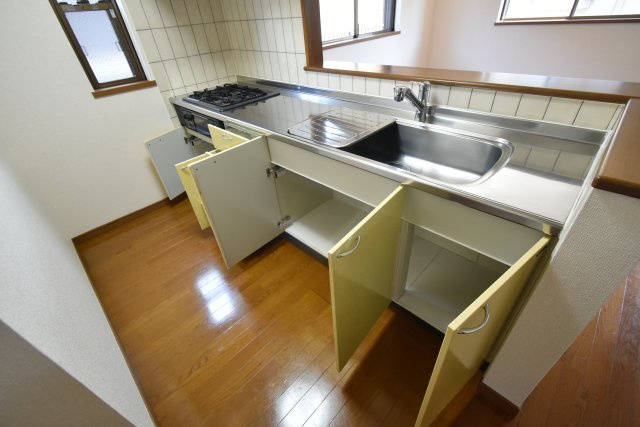 ソレアード甲東園の収納