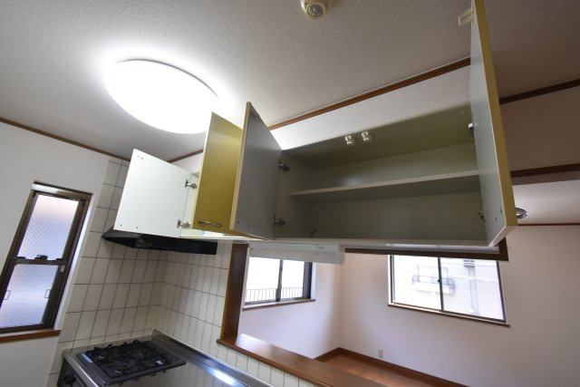 ソレアード甲東園の収納