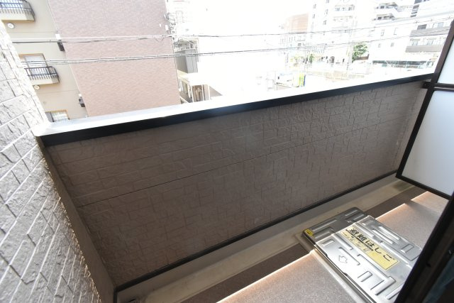 ソレアード甲東園のバルコニー