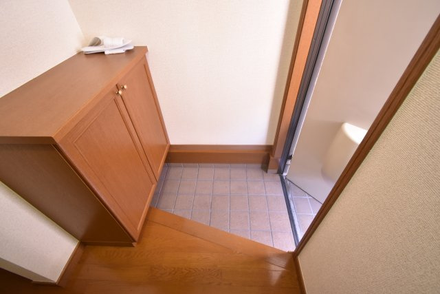 ソレアード甲東園の玄関