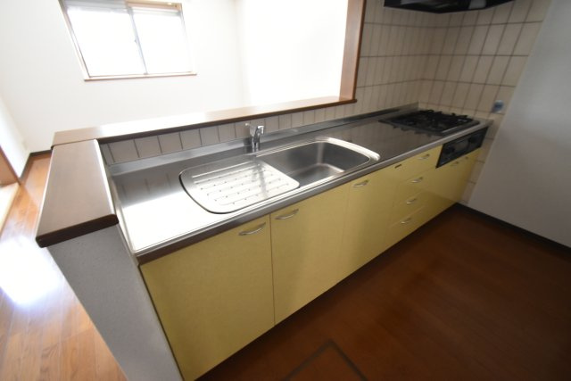 ソレアード甲東園のキッチン