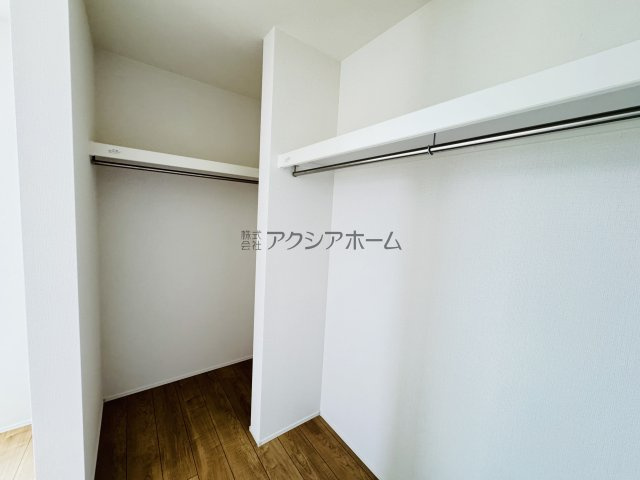 飯能市双柳・全8棟　新築一戸建　1号棟　～大容量WICあり～の寝室|洋室7.2帖WIC