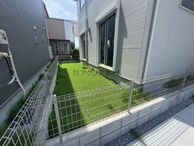 飯能市双柳・全8棟　新築一戸建　1号棟　～大容量WICあり～の庭