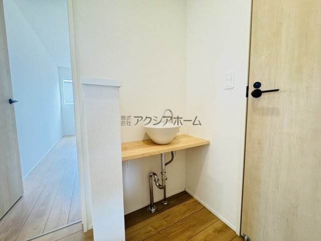 飯能市双柳・全8棟　新築一戸建　1号棟　～大容量WICあり～の設備|2階手洗い台
