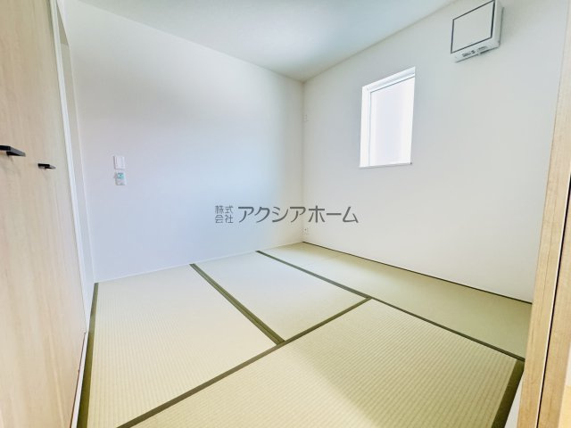 飯能市双柳・全8棟　新築一戸建　1号棟　～大容量WICあり～の和室|和室4.5帖