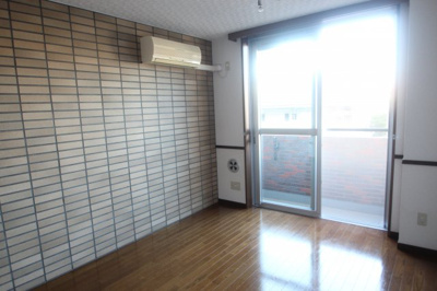 【居間・リビング】 | セシーズイシイ18 | ※同建物ほかのお部屋の写真です。