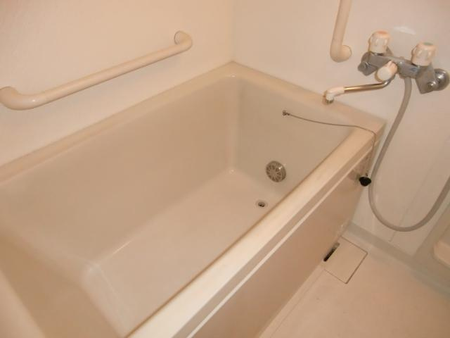 プリムヴェール戸田壱番館の浴室