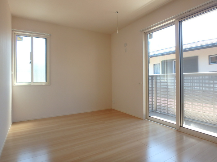 ルミウス万々の洋室|洋室５．６１帖