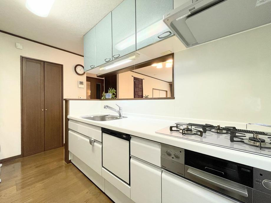 泉区和泉中央南3丁目　中古戸建　5080万円のキッチン