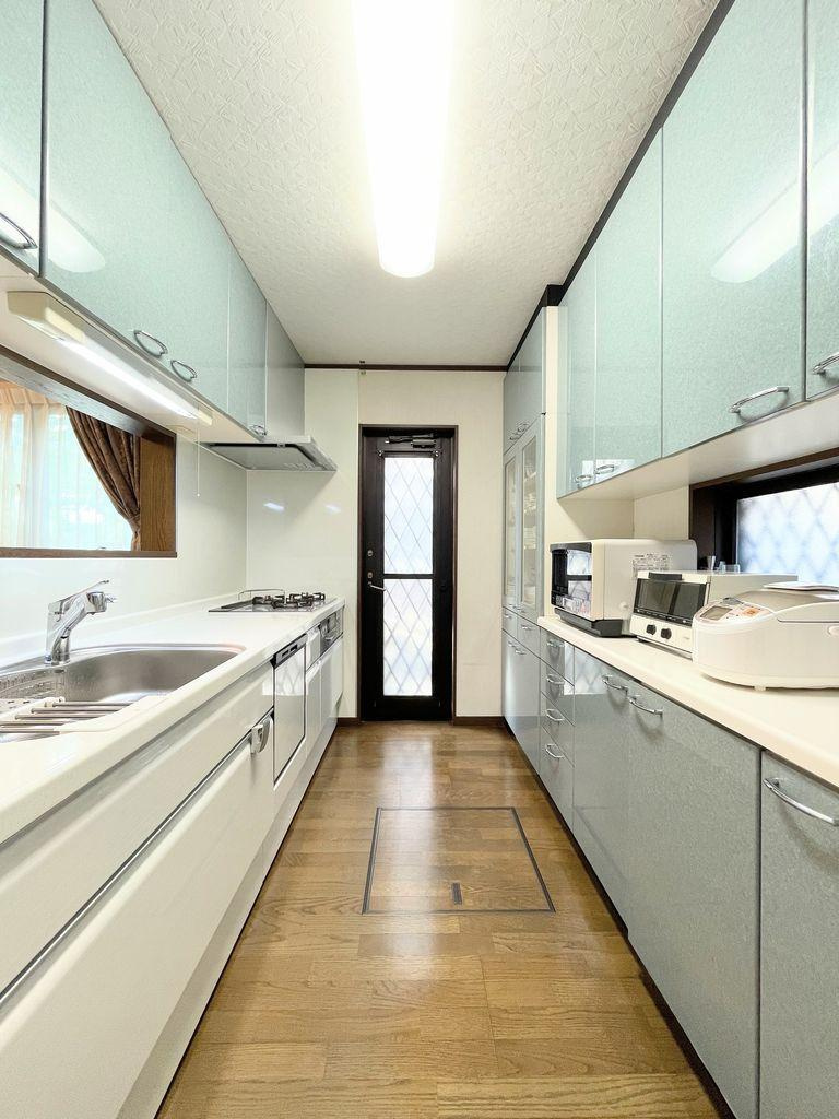 泉区和泉中央南3丁目　中古戸建　5080万円のキッチン