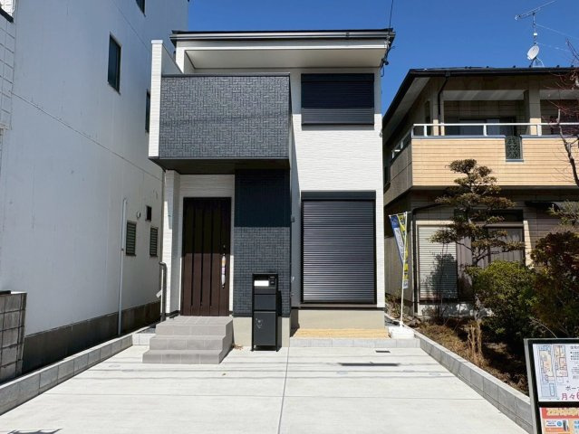 新築戸建　岐阜市羽衣町　全1区画分譲の外観|「現地（2026年3月12日）撮影」　
■全体写真　
■ヤマダ不動産　株式会社リライフ　