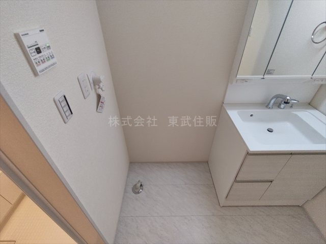 【ランドリースペース】 | 鶴ヶ島市下新田第2　全4棟　2号棟 | ランドリースペース