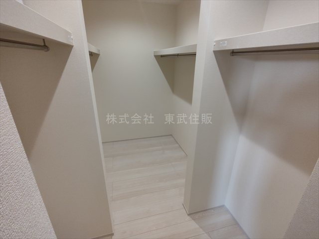 【収納】 | 鶴ヶ島市下新田第2　全4棟　2号棟 | 洋室8.0帖ウォークインクローゼット