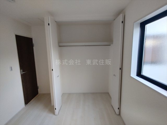 【収納】 | 鶴ヶ島市下新田第2　全4棟　2号棟 | 洋室5.25帖収納
