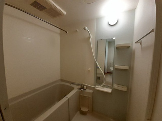 【浴室】 | カレント　Ａ | 落ち着いた空間のお風呂です