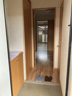 【玄関】 | ドゥ・セナクール　Ａ | 毎日通る玄関はこちらです