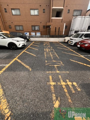 ロワールＪＴの駐車場