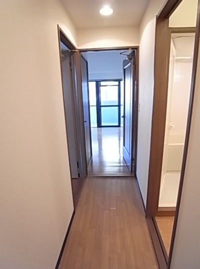 パレス東洋神戸２号館の玄関