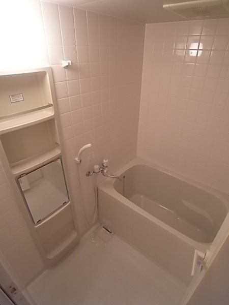 パレス東洋神戸２号館の浴室