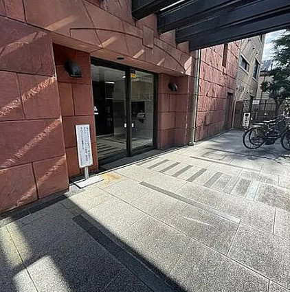 コスモ千石のエントランス