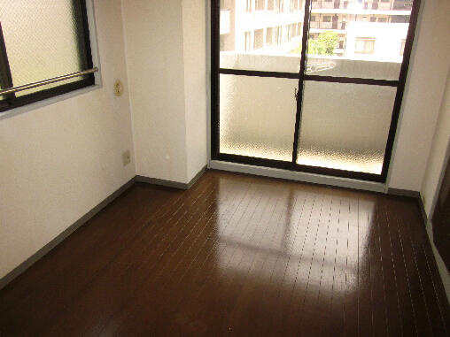 アーバンハイツ土志田の居間・リビング