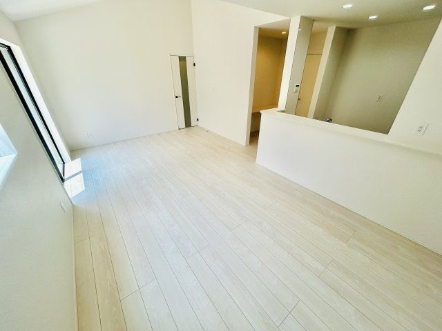 グラファーレ千葉市若葉区貝塚１丁目２期の居間・リビング