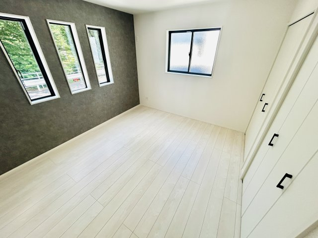 グラファーレ千葉市若葉区貝塚１丁目２期の洋室