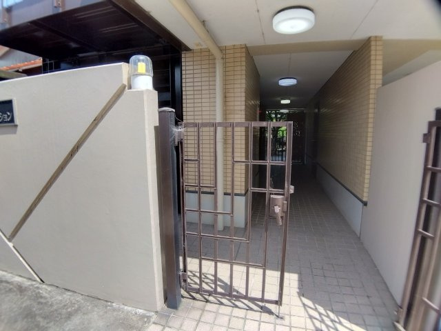 KSTマンションのエントランス|KSTマンション